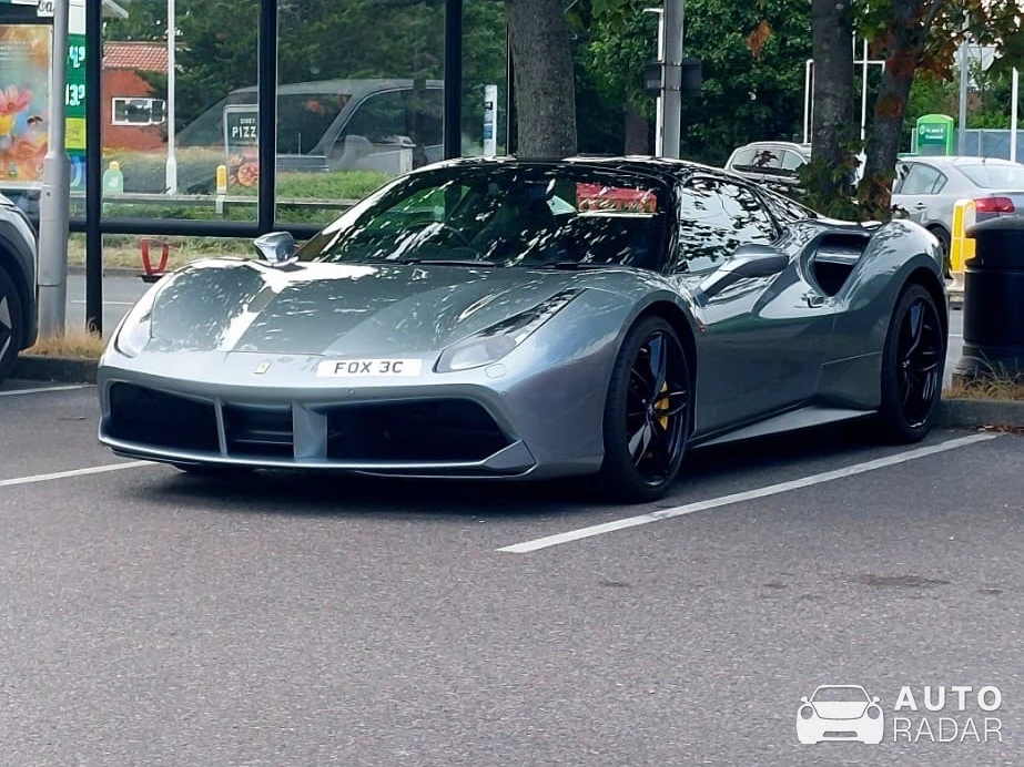 Ferrari 488 GTB spotted in Pangbourne