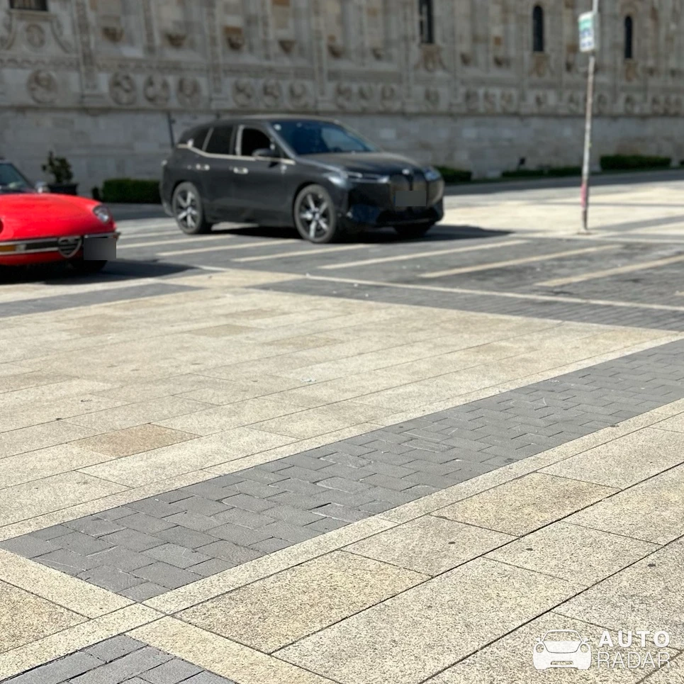 BMW iX2 spotted in León
