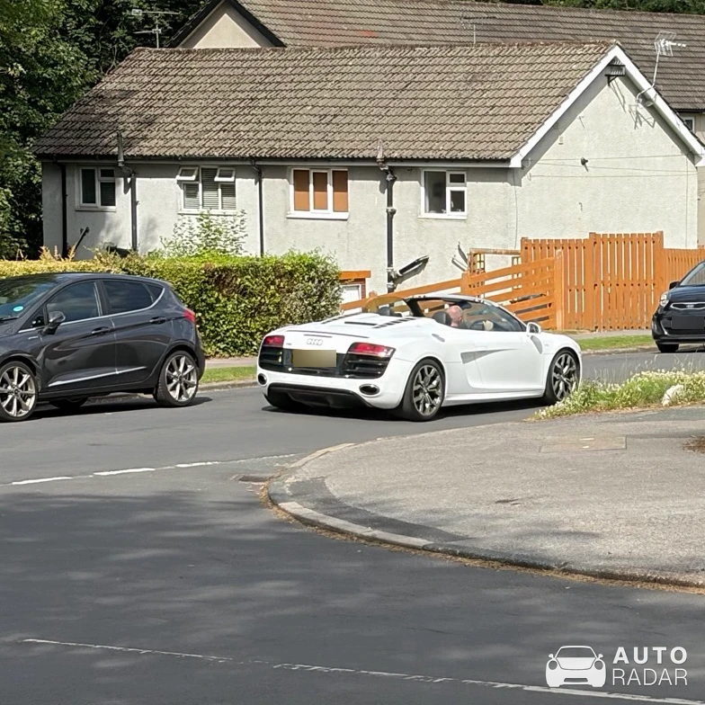 Audi R8 V8 Spyder spotted in Leeds