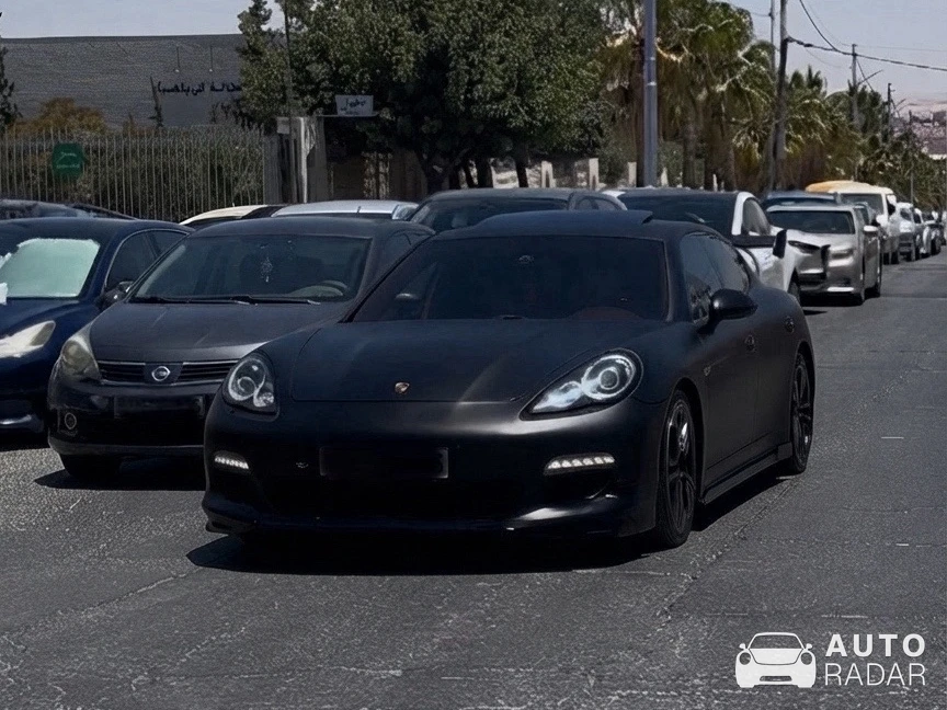 Porsche 970 Panamera Turbo spotted in Amman