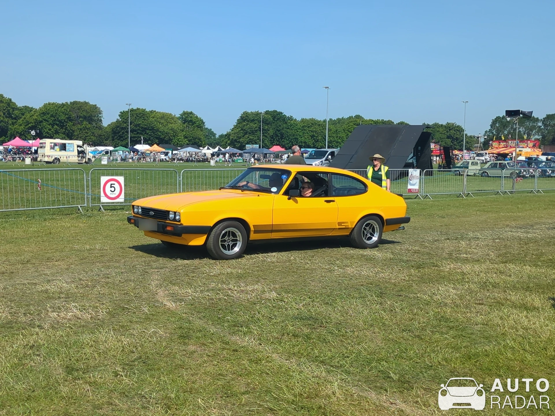 Ford Capri III spotted in Enfield