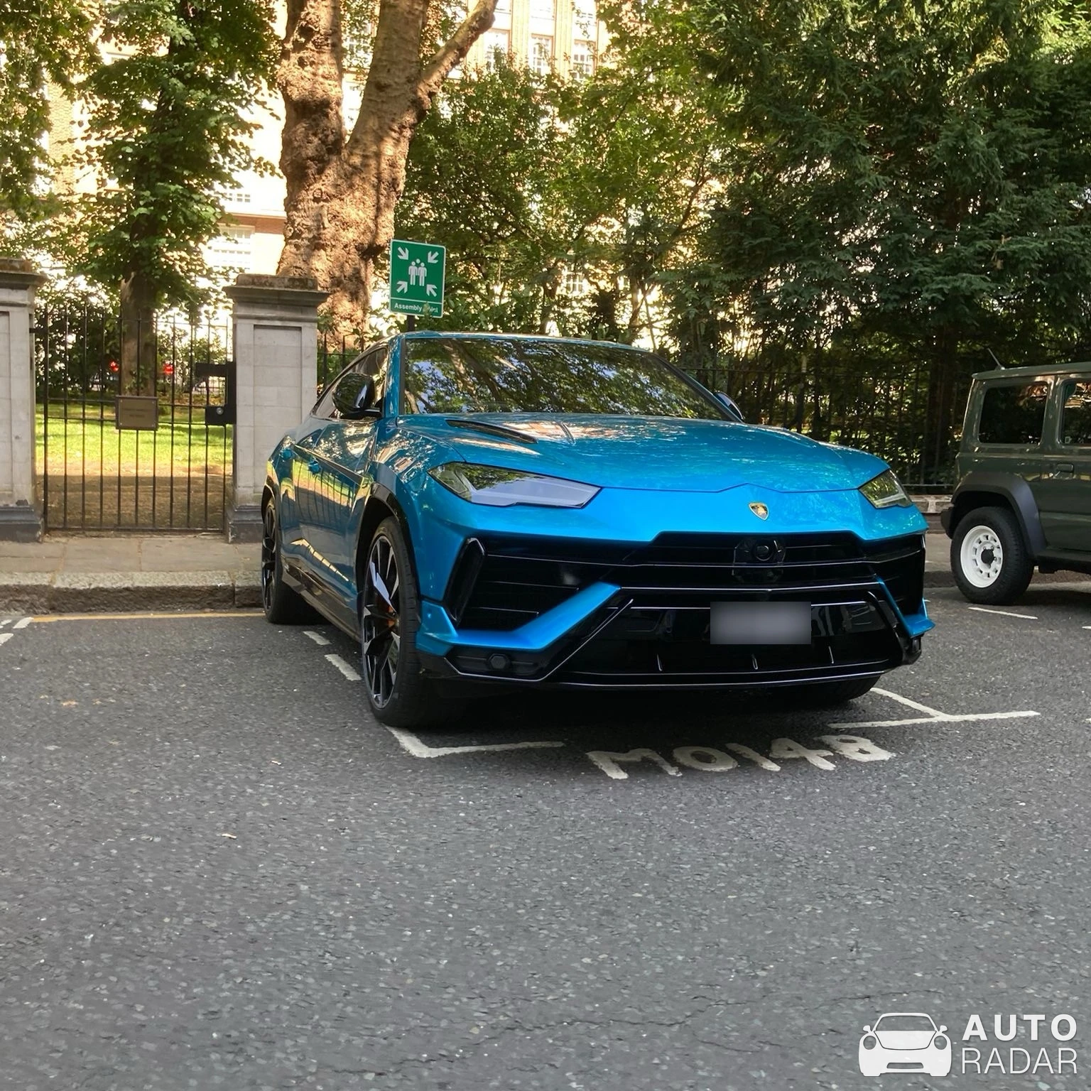 Lamborghini Urus spotted in Haubourdin