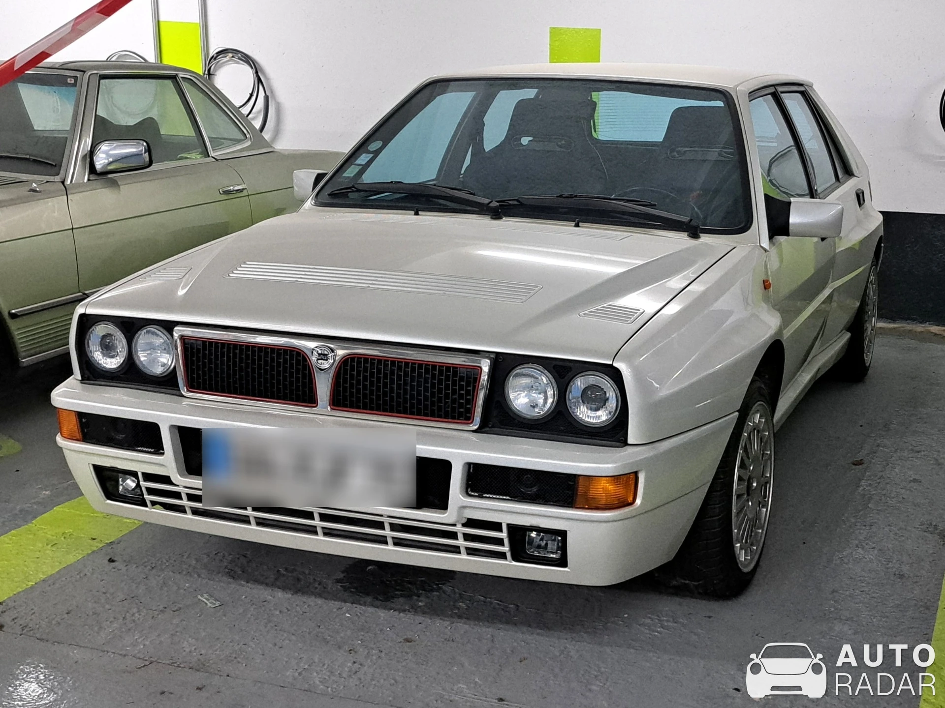 Lancia Delta HF Integrale Evo spotted in Paris