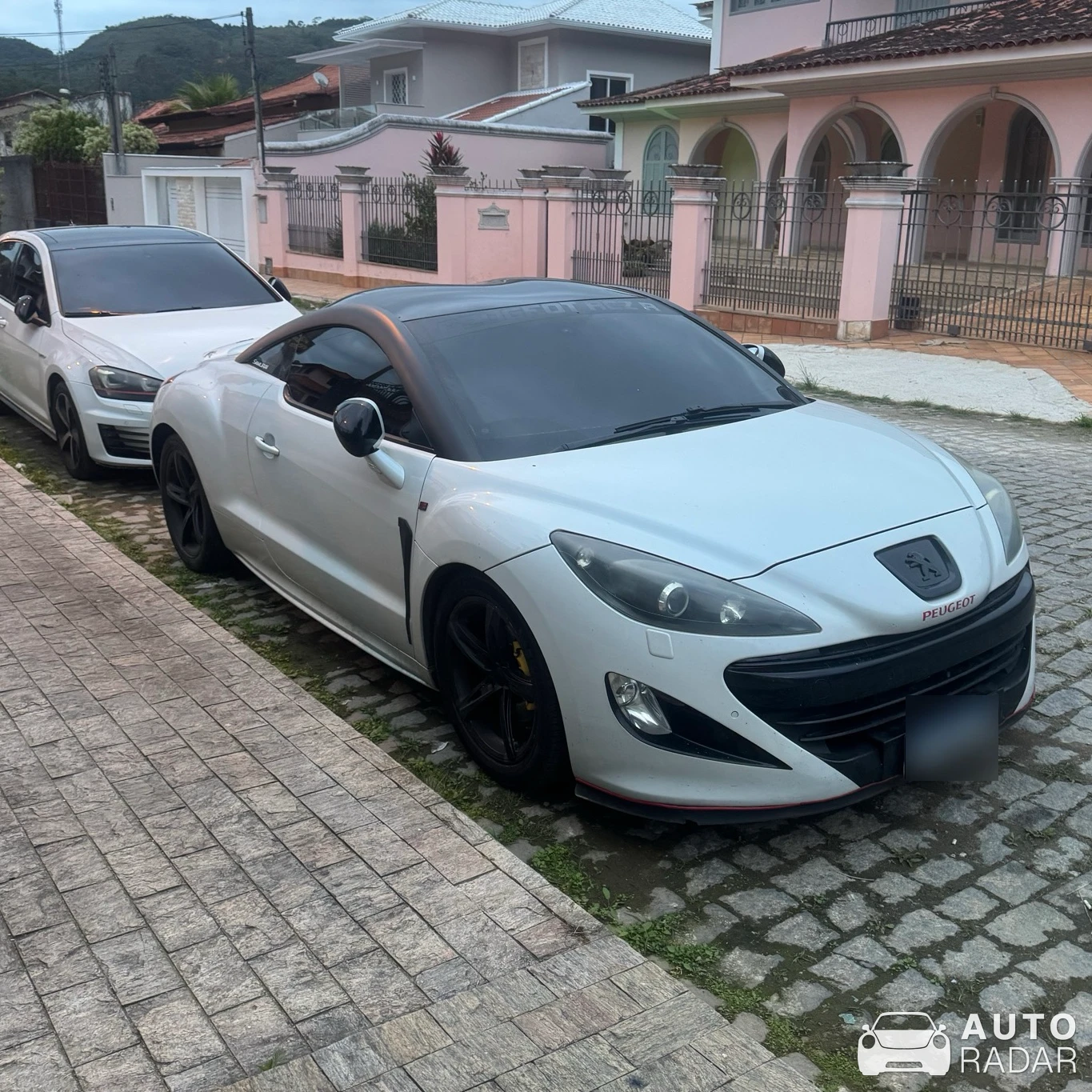 Peugeot RCZ spotted in Rio Bonito