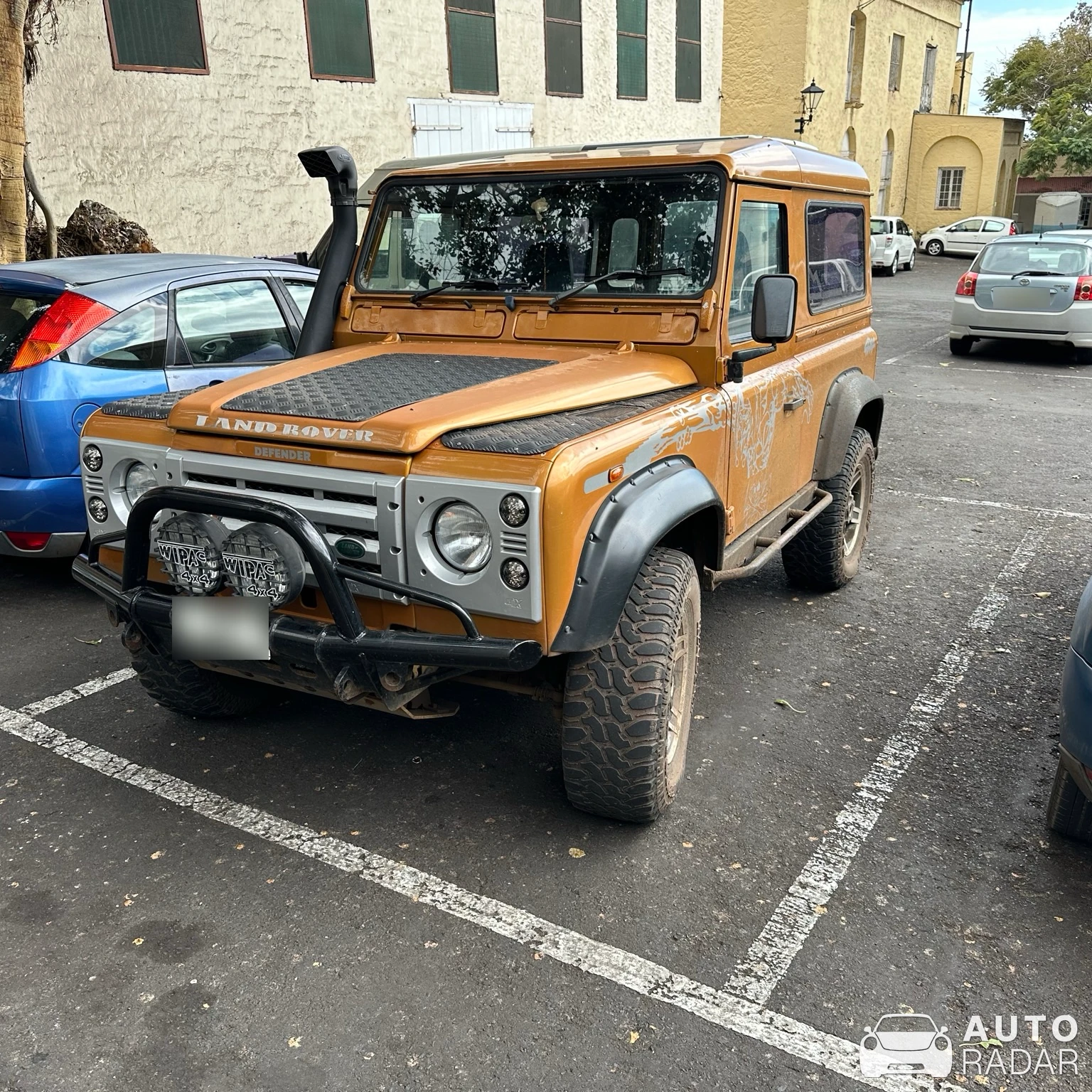 Land Rover Defender spotted in Jamestown
