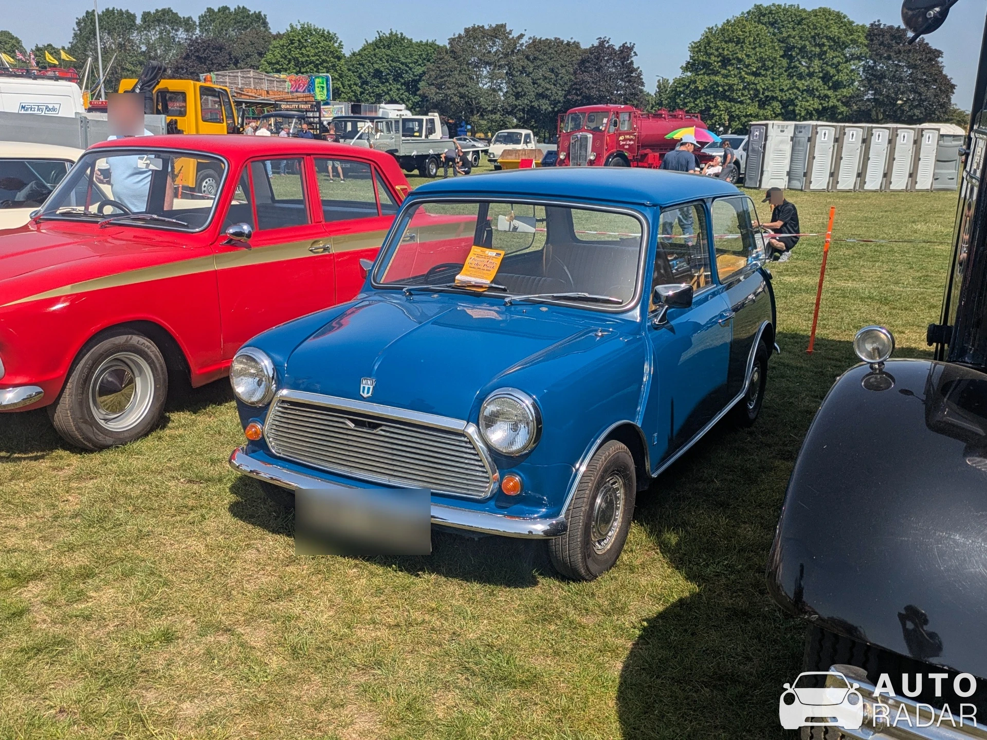 Austin Mini 1000 spotted in Enfield