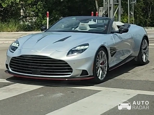 Aston Martin Vanquish Volante 2025 spotted in Fort Pierce